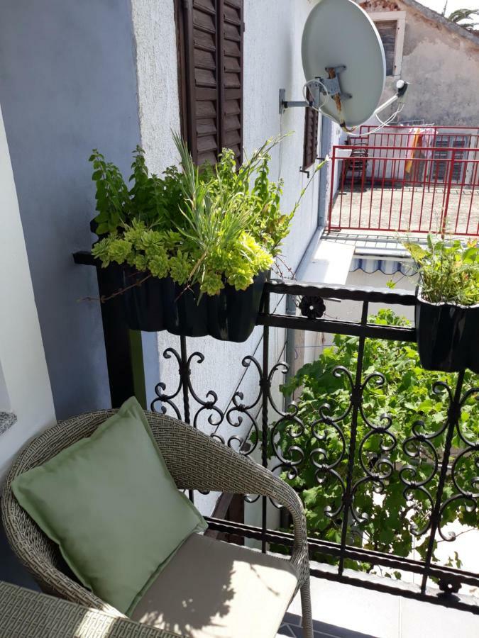 Apartment Lavanda Mali Lošinj Exterior foto